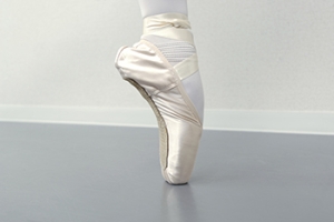 Breaking in New Pointe Shoes for Comfort and Support